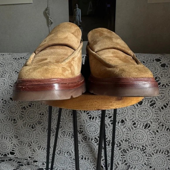 Vince Robin Suede square toe Loafers camel color